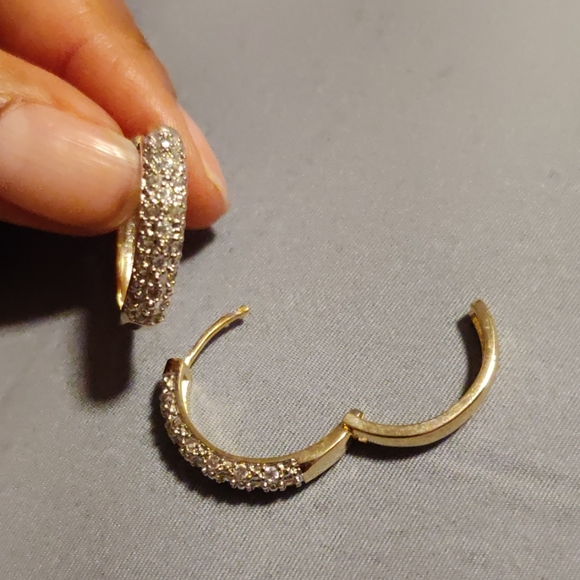 Gold plated Earings - Picture 6 of 8